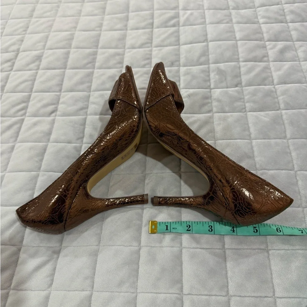 Michael Antonio Bronze Patent Leather women Heels - Size 9